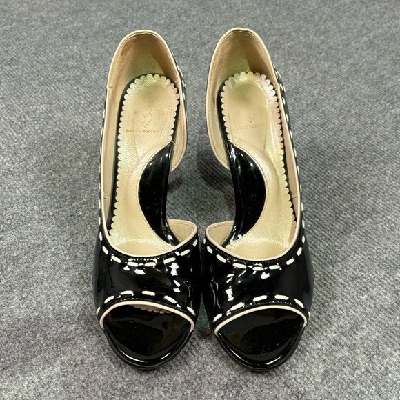 John Fluevog Heels Women’s 8.5 Listen Up Audrey Patent Leather Classic Black - Picture 9 of 9